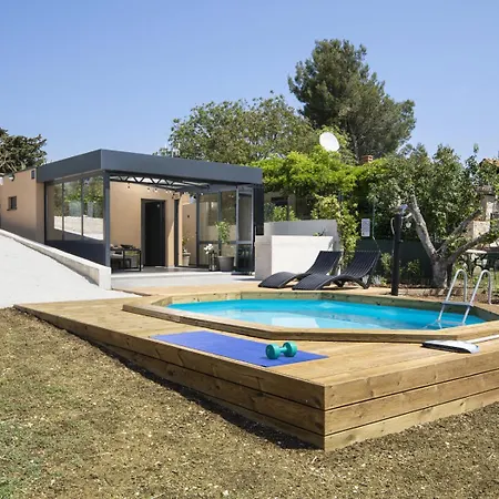 House Olive - Ground Floor House For 2 People With Private Near Medulin Pomer